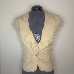 New York & Company Ruffle Neck Short Sleeve Blazer Size 4